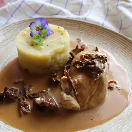 Aux Buis Gourmands Bed & Breakfast