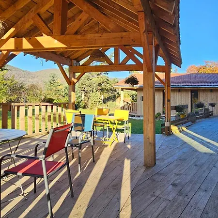 Aux Buis Gourmands Bed & Breakfast 3*
